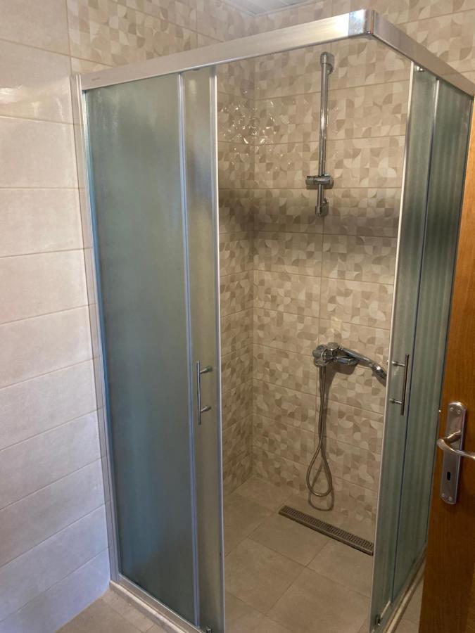 Apartman 02 Бар Екстериор снимка